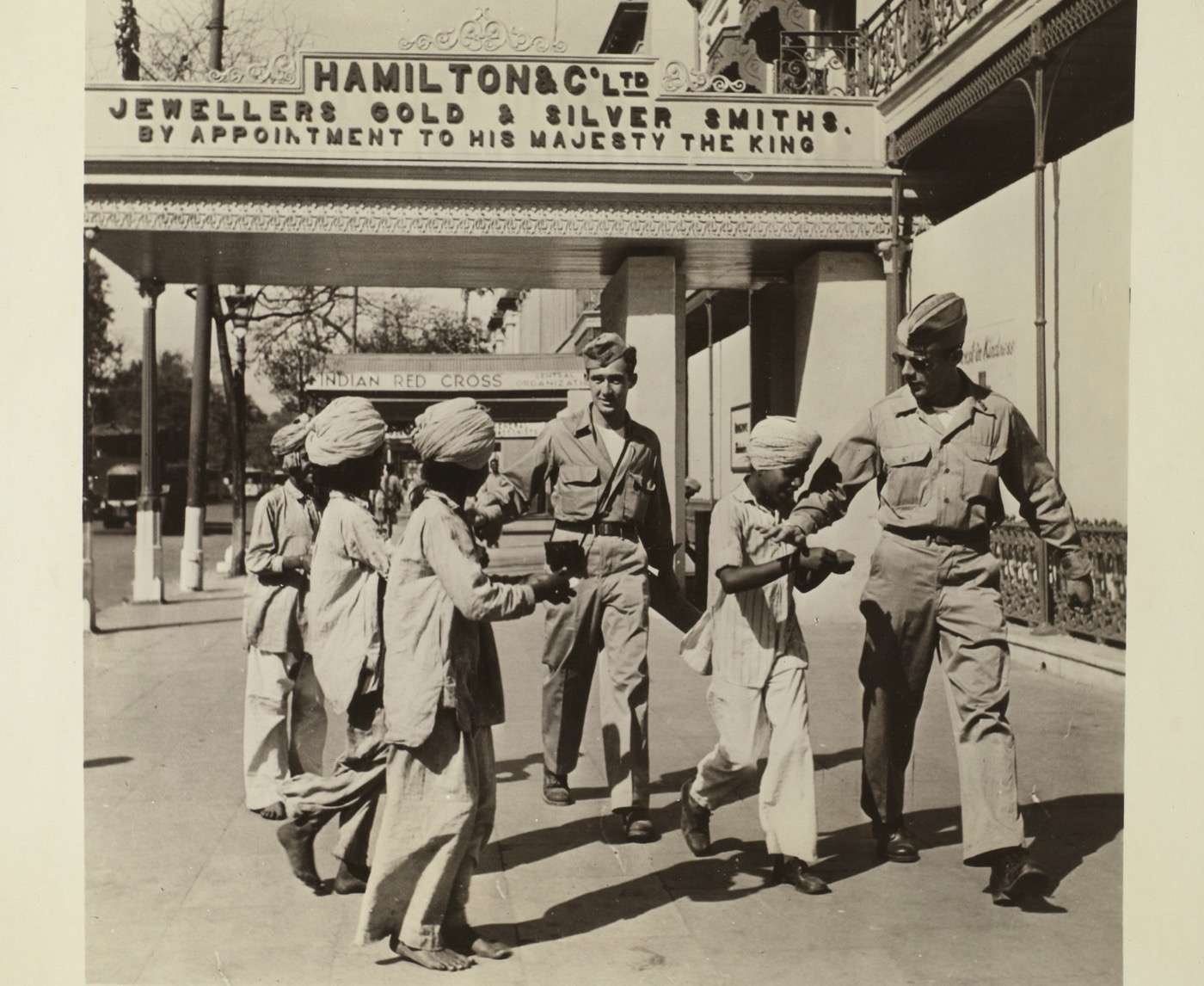 Sikh lads selling precious stones.jpg Sikh lads selling precious stones